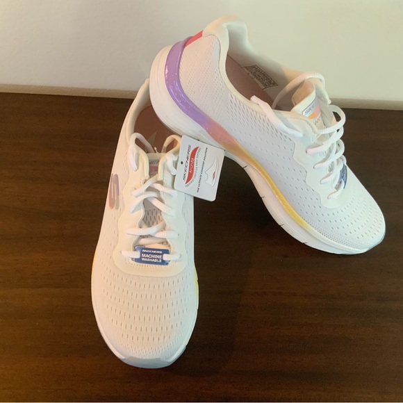 Skechers Sport arch fit power step sneakers NWT - Picture 1 of 4